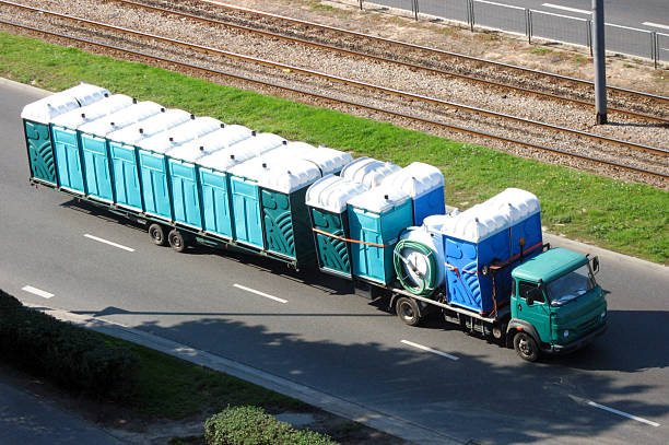 Best Portable restroom trailer rental  in Grand Ledge, MI